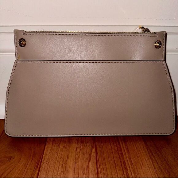 Michael Kors Mercer Gallery Medium Two-Tone Pebbled Leather Shoulder Bag - Picture 14 of 16